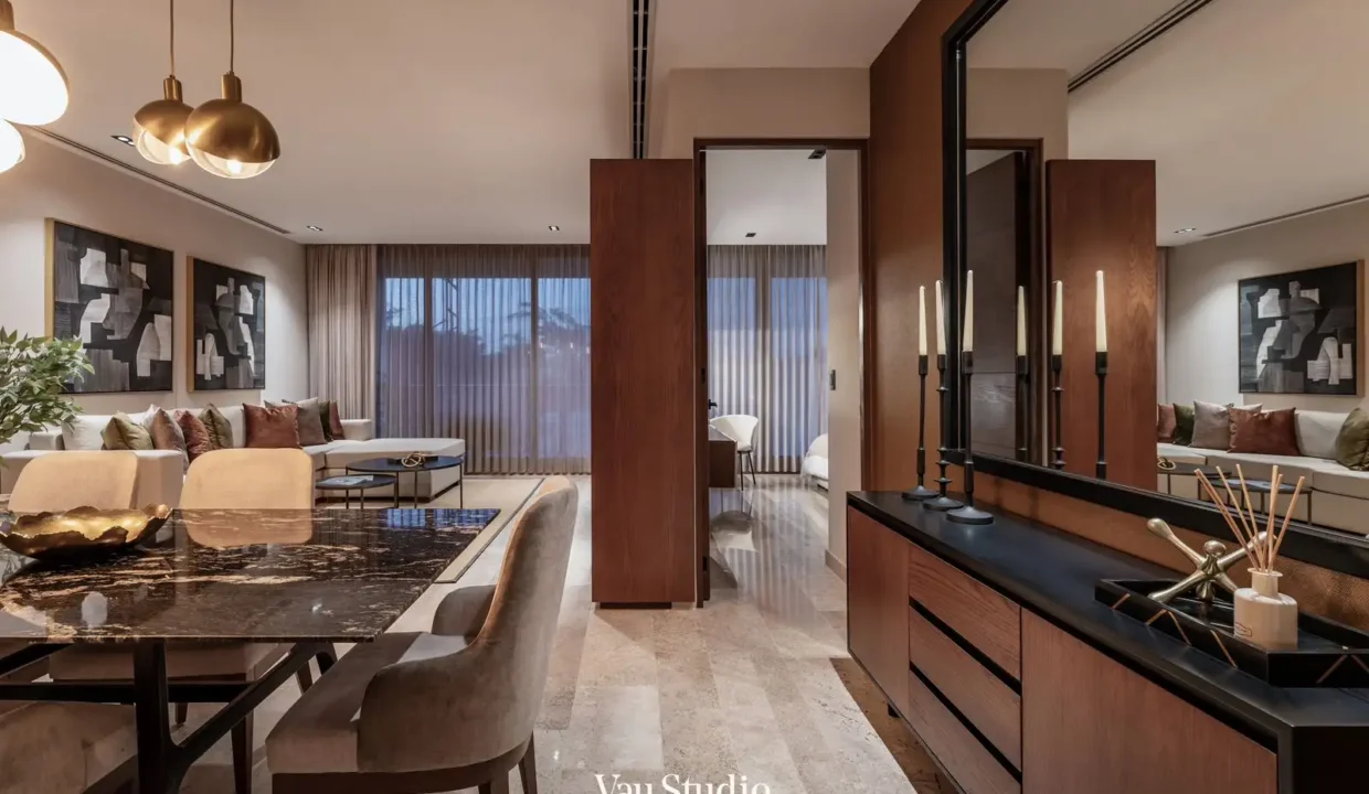 Sereniti depa muestra VAU credenza